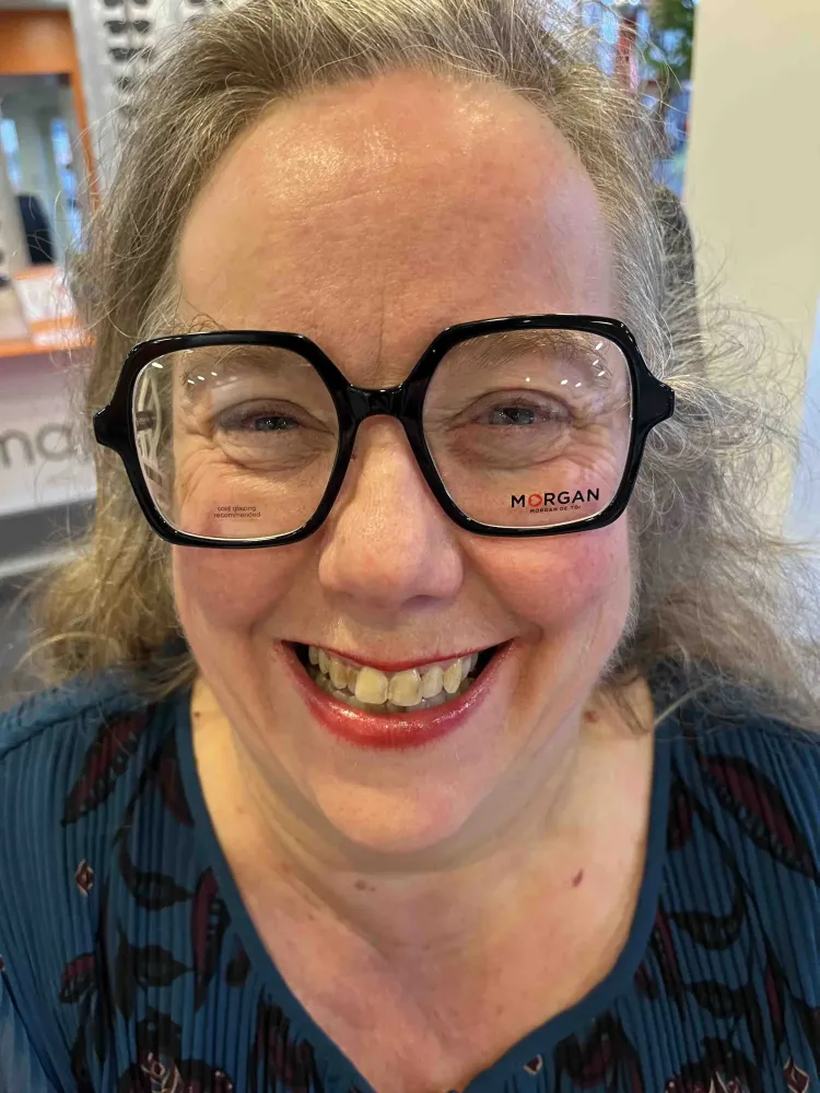 Opticiennes sur la commune de Tinténiac, dans le département de l'Ille-et Vilaine (27webp